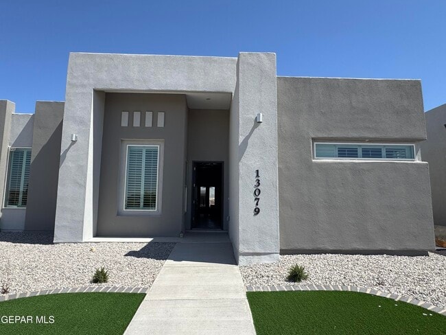 property at 13079 Emerald Hls Ave