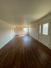 307 Penn Ave in Utica, OH - Building Photo - Building Photo