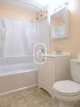 668 Massachusetts Ave, Unit 1 in Boston, MA - Building Photo - Building Photo