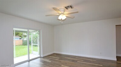 5310 Caldwell St in Naples, FL - Building Photo - Building Photo