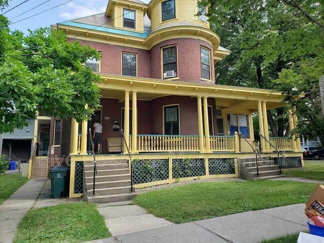 property at 322 Pearl St