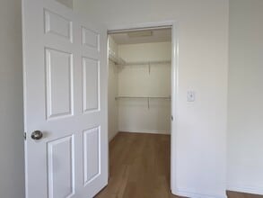 6410 Emerald Dunes Dr in West Palm Beach, FL - Building Photo - Building Photo