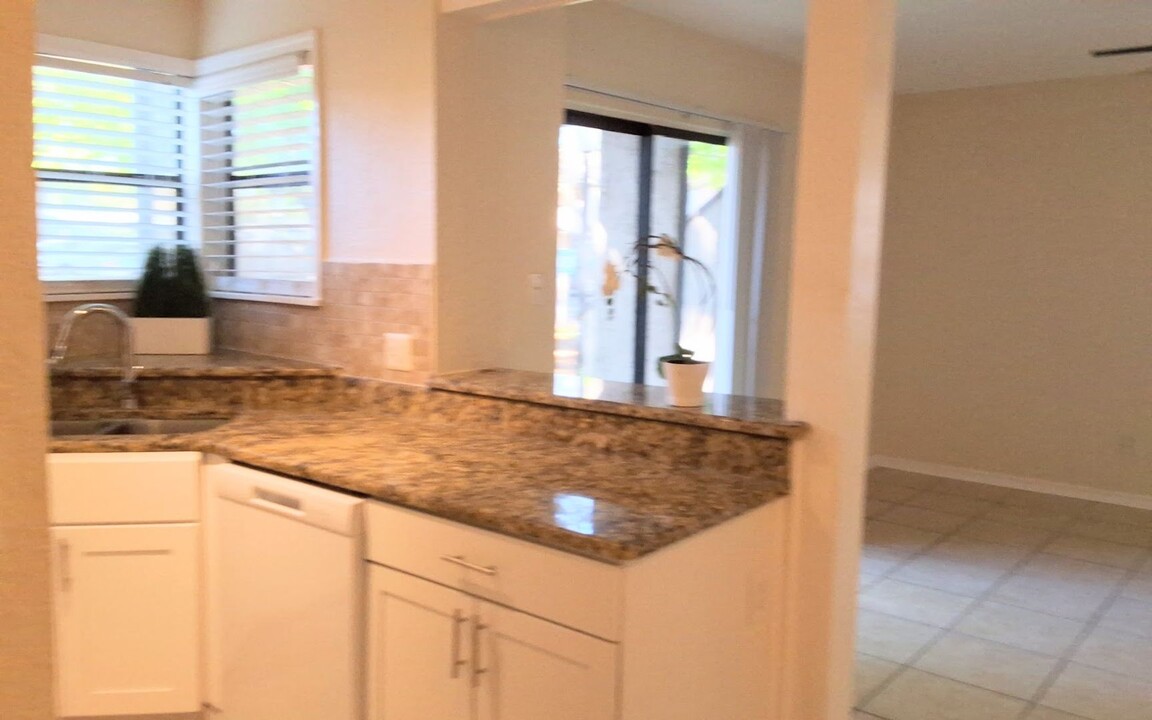 2941 Antique Oaks Cir in Winter Park, FL - Building Photo