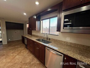 1002 S Seco Pl in Tucson, AZ - Building Photo - Building Photo
