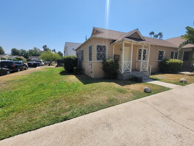 13626 Leadwell St, Unit 626L