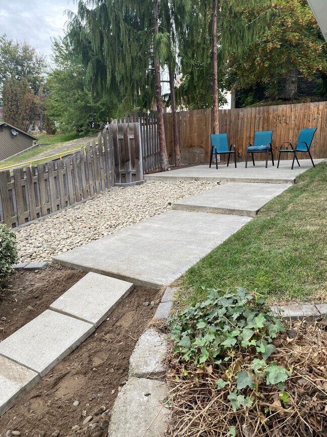 605 13th St-Unit -605 13th St in Lewiston, ID - Foto de edificio - Building Photo