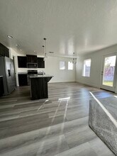 3128 Halo Ln in Saint George, UT - Building Photo - Building Photo