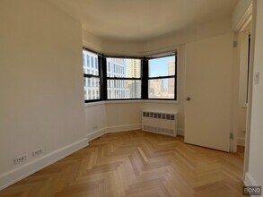 420 E 79th St in New York, NY - Building Photo - Building Photo