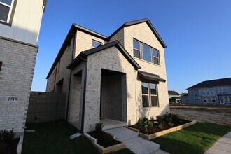 1514 Roundup Way in Argyle, TX - Building Photo - Building Photo