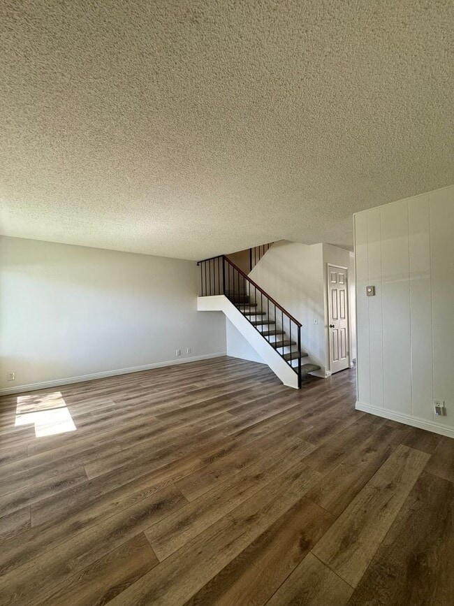 2910-D S Sycamore St in Santa Ana, CA - Building Photo - Building Photo