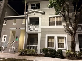 2135 Shoma Dr in West Palm Beach, FL - Building Photo