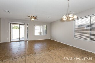 2726 E Denim Trail in San Tan Valley, AZ - Foto de edificio - Building Photo