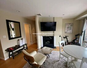 1661-1663 Washington St. Unit 502 in Boston, MA - Building Photo - Building Photo