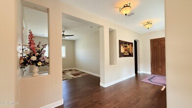5135 S Cupertino Dr in Gilbert, AZ - Building Photo - Building Photo