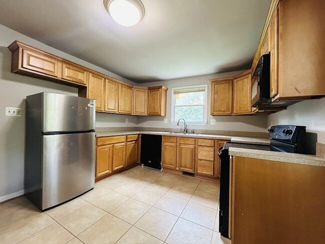 4861 Eastern Ln in Hillcrest Heights, MD - Building Photo - Building Photo