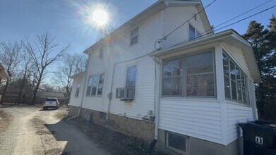 205 E Phoenix Ave in Normal, IL - Building Photo - Building Photo