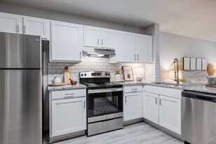 Hawk Ridge Apartments in Winston-Salem, NC - Building Photo