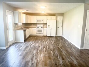 333 Newcastle Ln in Winchester, KY - Building Photo - Building Photo