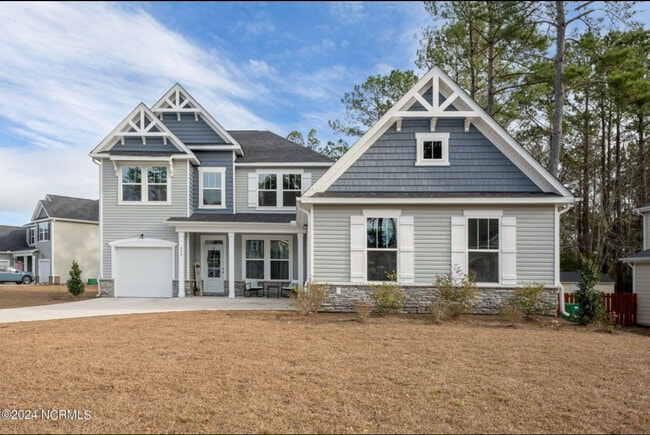 property at 424 Canvasback Ln