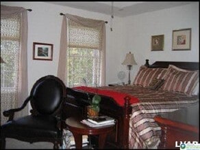 411 S Oak St in Freemansburg, PA - Building Photo - Building Photo