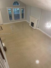 1552 NW 135th Ave in Pembroke Pines, FL - Building Photo - Building Photo