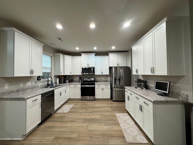 570 Hawksbill Dr in Franklinton, NC - Building Photo - Building Photo