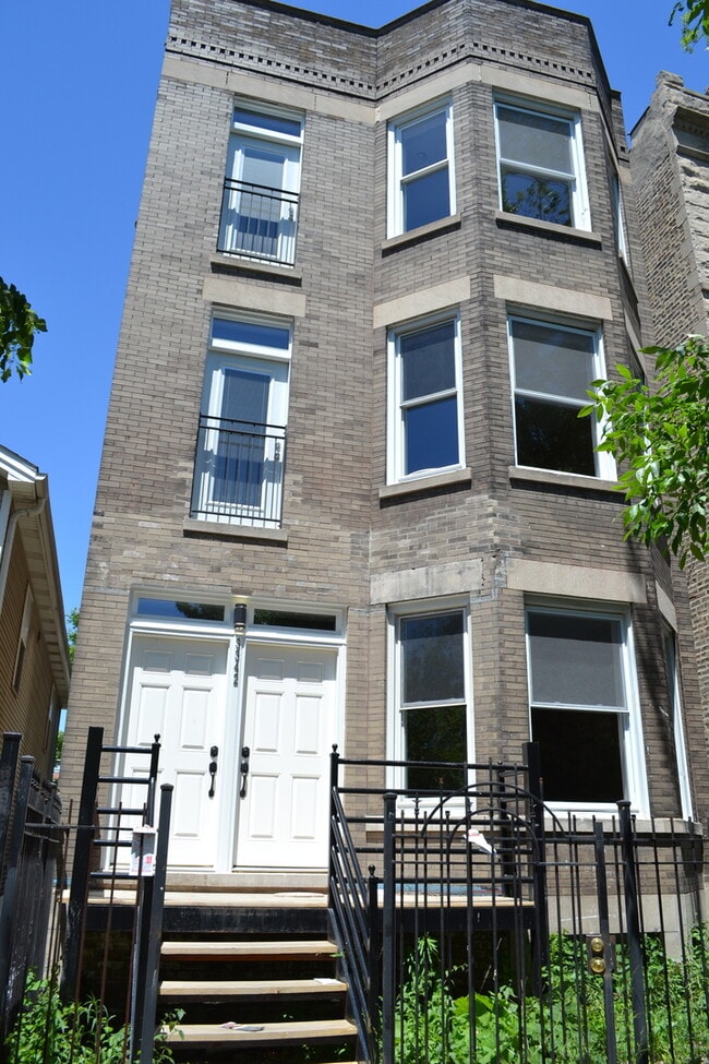 property at 3342 W Beach Ave