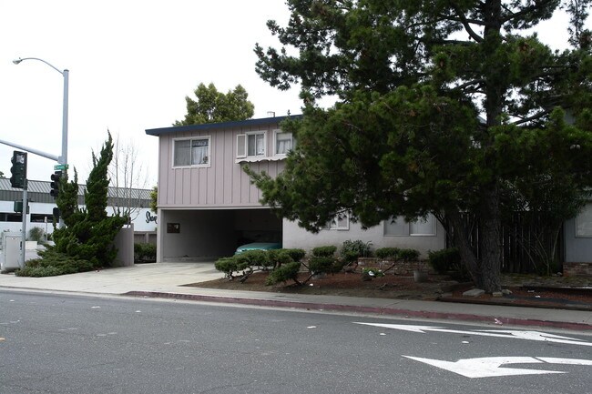 1770 S Grant St in San Mateo, CA - Building Photo - Building Photo