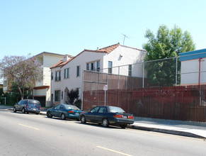 1144 N Normandie Ave in Los Angeles, CA - Building Photo - Building Photo