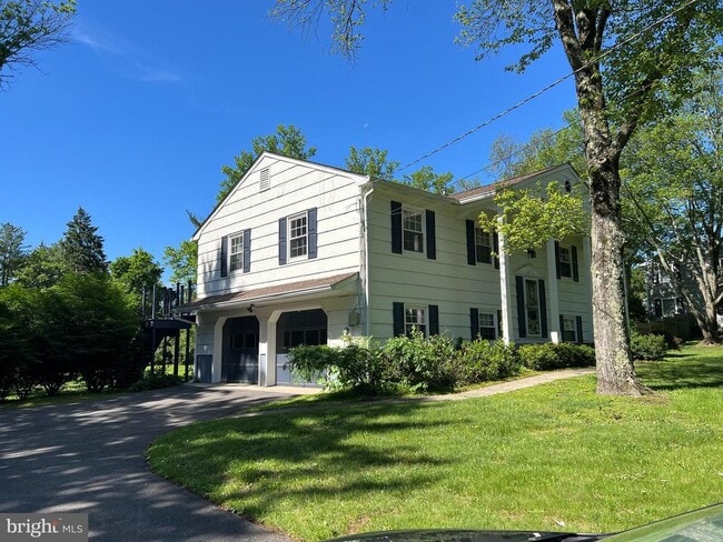 178 Herrontown Rd in Princeton, NJ - Building Photo - Building Photo