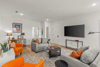 2606 SW Livingston Square in Bentonville, AR - Building Photo - Building Photo