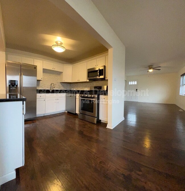 565 Kingman Ln in Hoffman Estates, IL - Building Photo - Building Photo