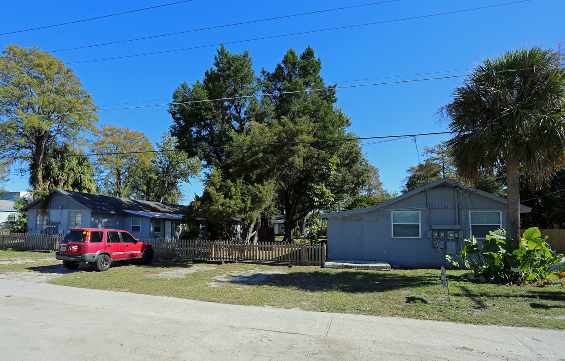 4611 N Hubert Ave in Tampa, FL - Building Photo