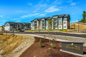 Belfair View Apartments in Belfair, WA - Foto de edificio - Building Photo