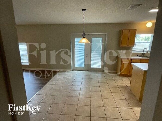 1031 Ronlin St in Haines City, FL - Foto de edificio - Building Photo