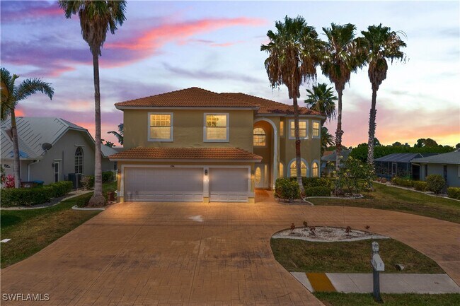 4506 Pelican Blvd in Cape Coral, FL - Building Photo - Building Photo