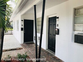 107 SW 18th Ave in Fort Lauderdale, FL - Building Photo - Building Photo