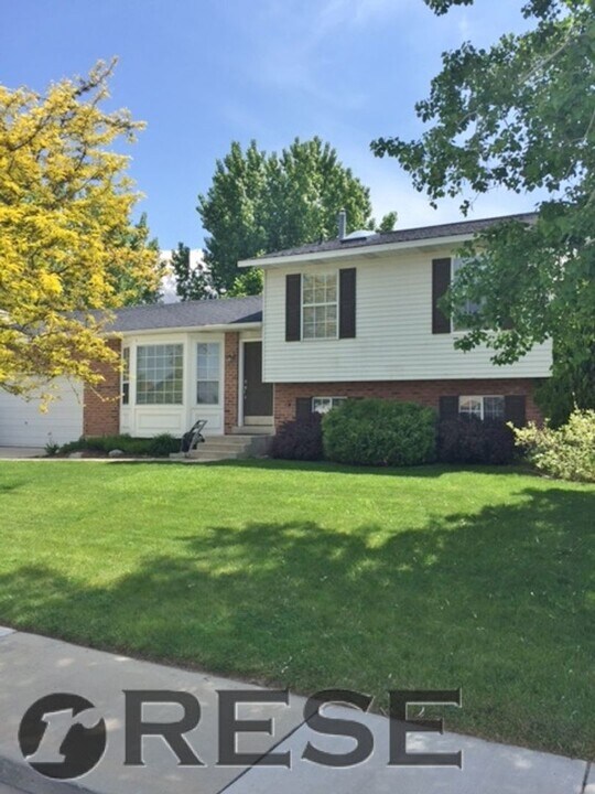 1648 N 80 W St in Orem, UT - Building Photo
