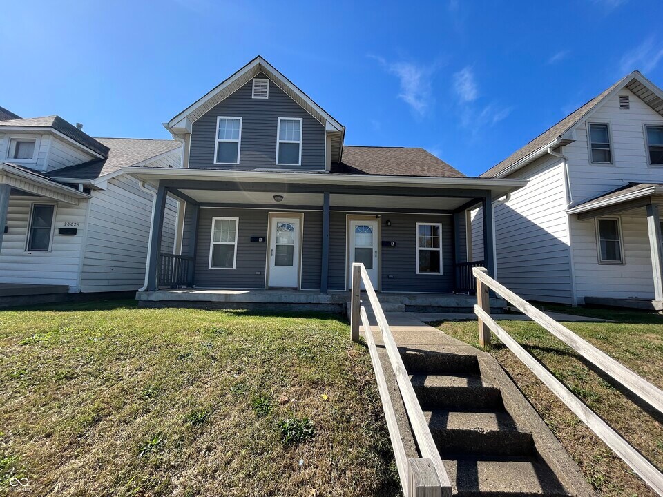 1952 Shelby St in Indianapolis, IN - Building Photo