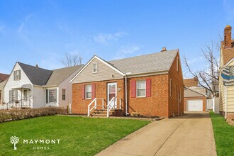 20517 Mountville Dr in Maple Heights, OH - Building Photo - Building Photo