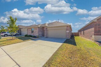 2529 Starwater Dr in Fort Worth, TX - Building Photo - Building Photo