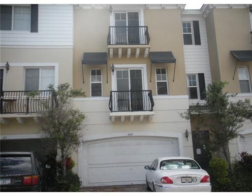 509 NW 39th Cir