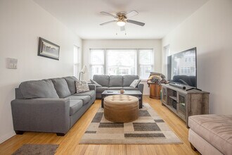 3834 N Hermitage Ave in Chicago, IL - Building Photo - Building Photo