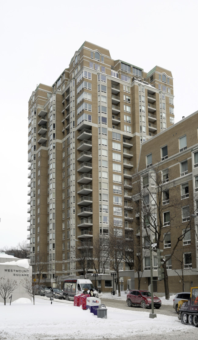 1 Wood in Westmount, QC - Building Photo - Building Photo