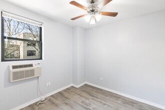 4875 N Magnolia Ave in Chicago, IL - Building Photo - Building Photo