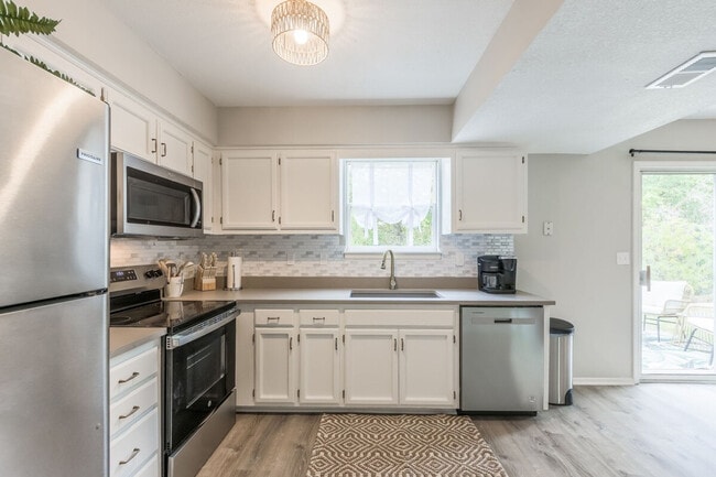 433 Spring Ave in Liberty, MO - Building Photo - Building Photo