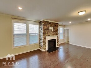 1019 Willowcroft Dr in Stallings, NC - Foto de edificio - Building Photo