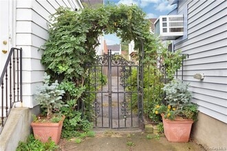 18 Valley Rd in Katonah, NY - Building Photo - Building Photo