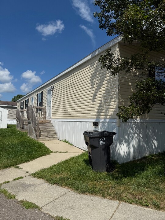 288 Ironridge in Oxford, MI - Building Photo