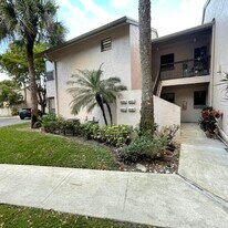 3427 NW 47th Ave in Coconut Creek, FL - Building Photo